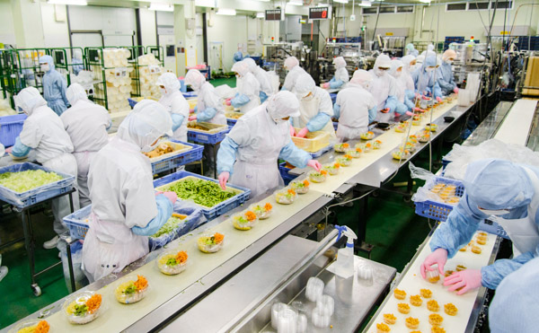 Xuất khẩu lao động Nhật Bản đơn hàng chế biến thực thẩm luôn hot